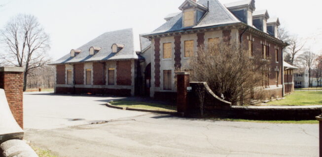 Bayley-Ellard Carriage House-Bellwood Stables