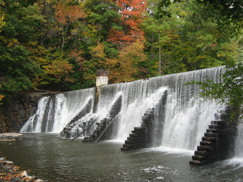 Lake Solitude Dam