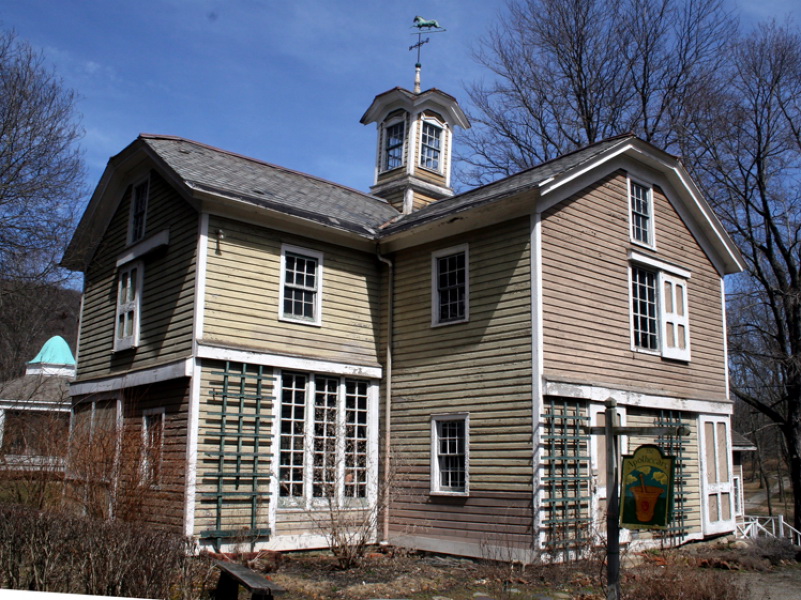 Waterloo Village