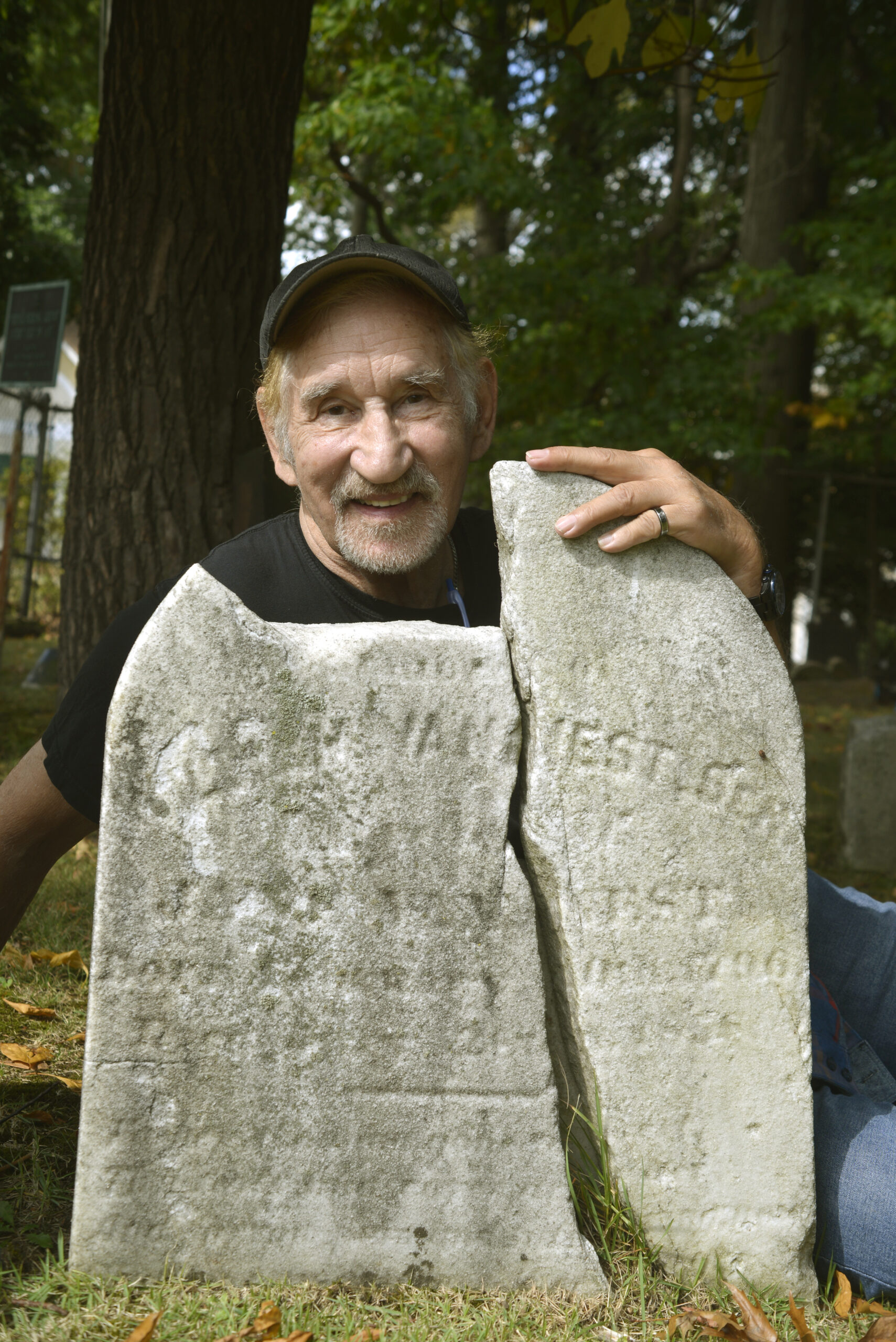 Robert Carpenter: Cemetery Craftsman and Professional Stone Carver