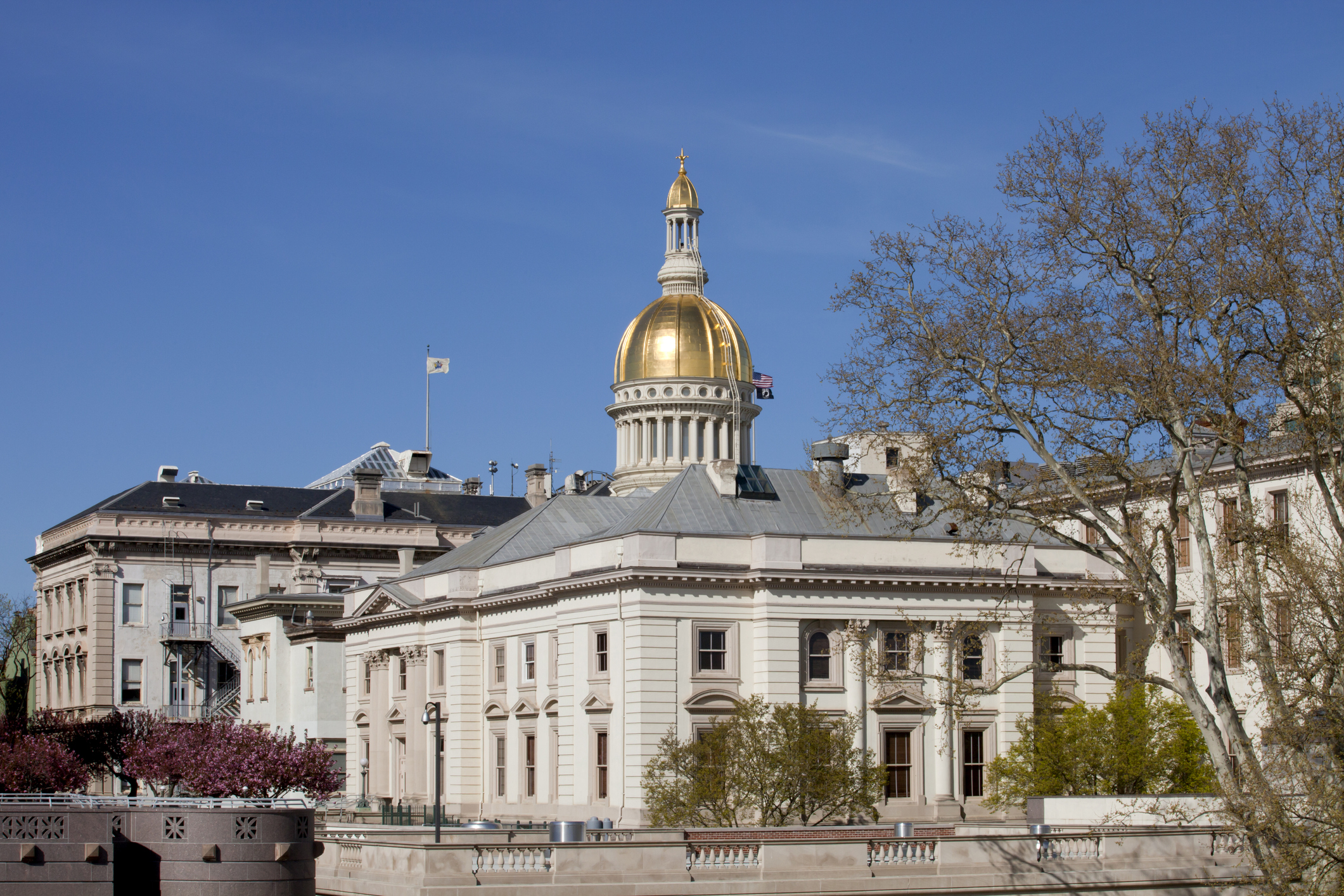 New Jersey State Capitol Building Golden Dome In Trenton