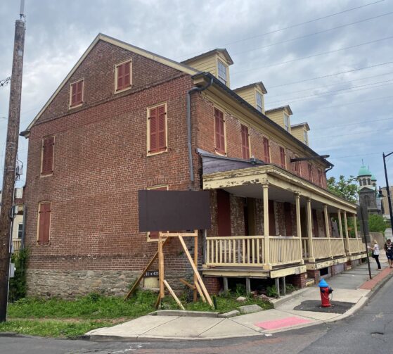 10 Most Update: Eagle Tavern