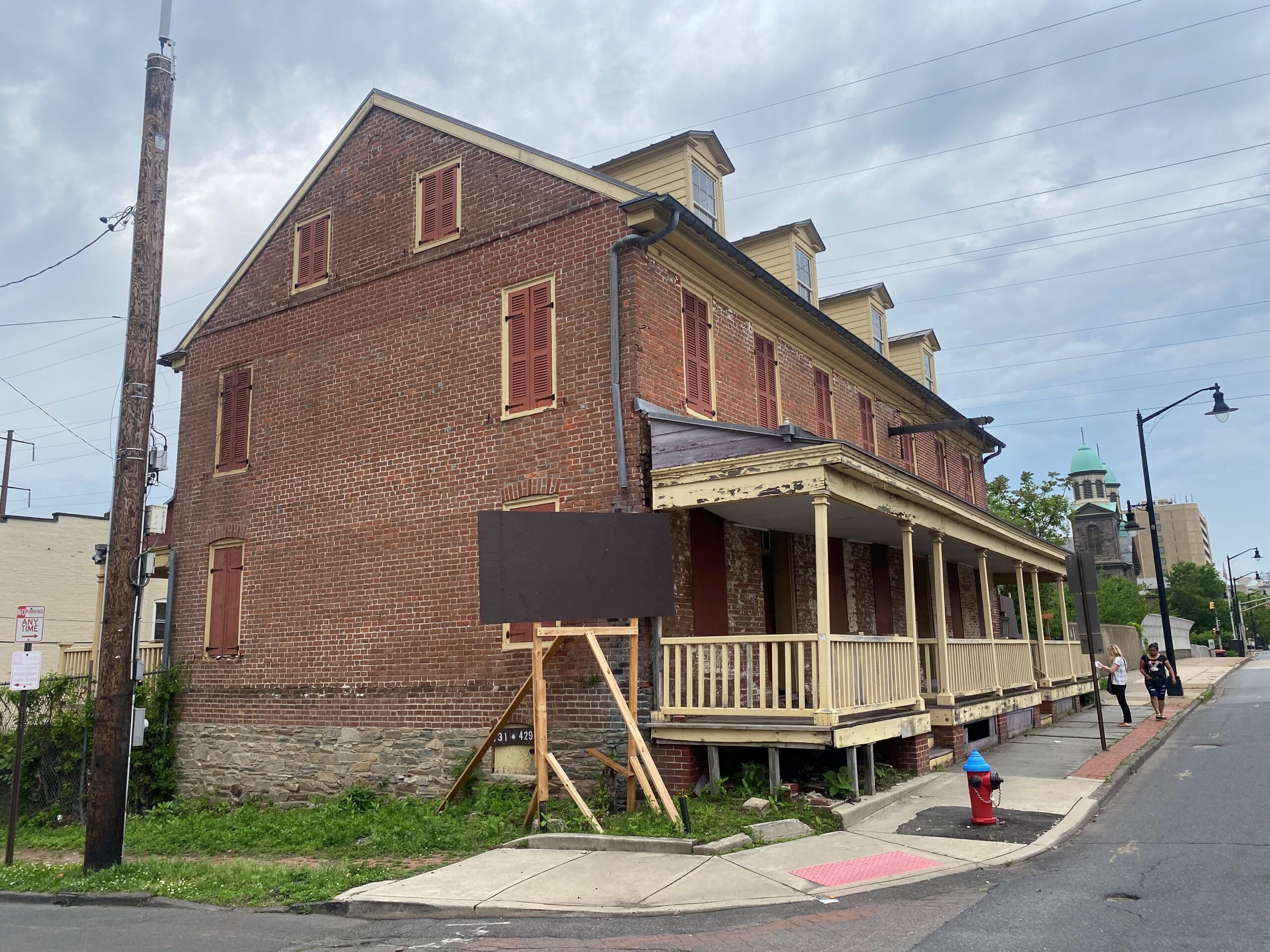 10 Most Update: Eagle Tavern